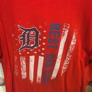 Gildan Red 'Best Dad' Graphic T-Shirt